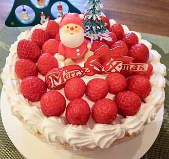 いちごたっぷりなクリスマスケーキ